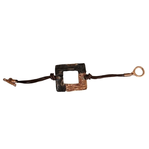 Square Bracelet - Picture 1 of 3
